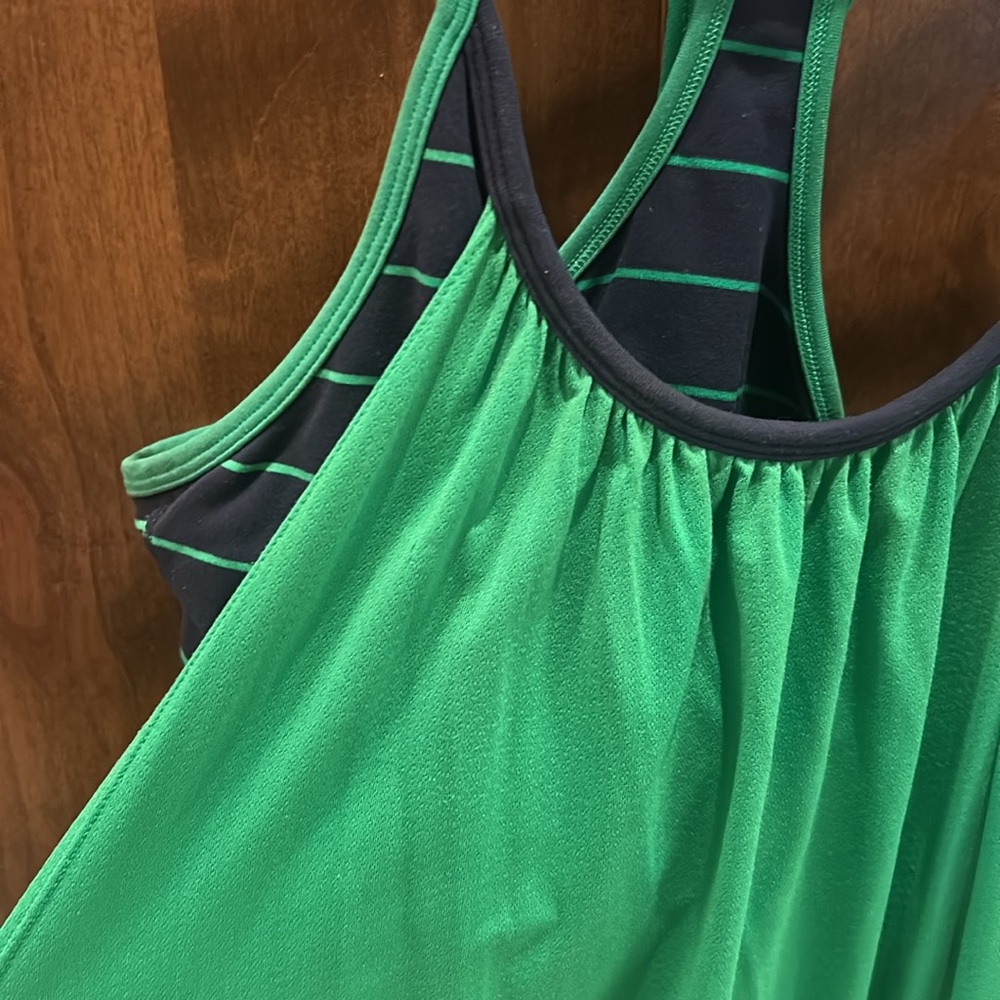 Lululemon Tank - Picture 2 of 7